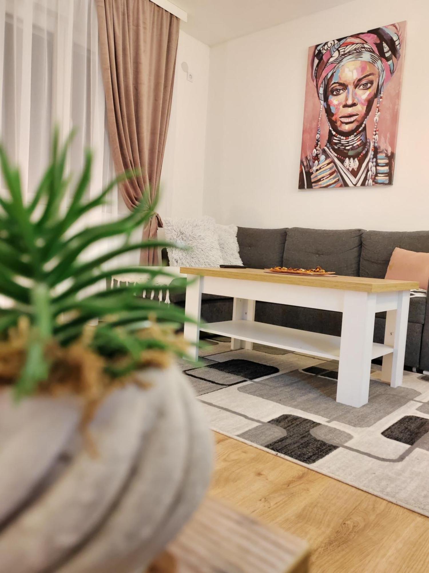 Apartament Golden Royal Kragujevac Zewnętrze zdjęcie