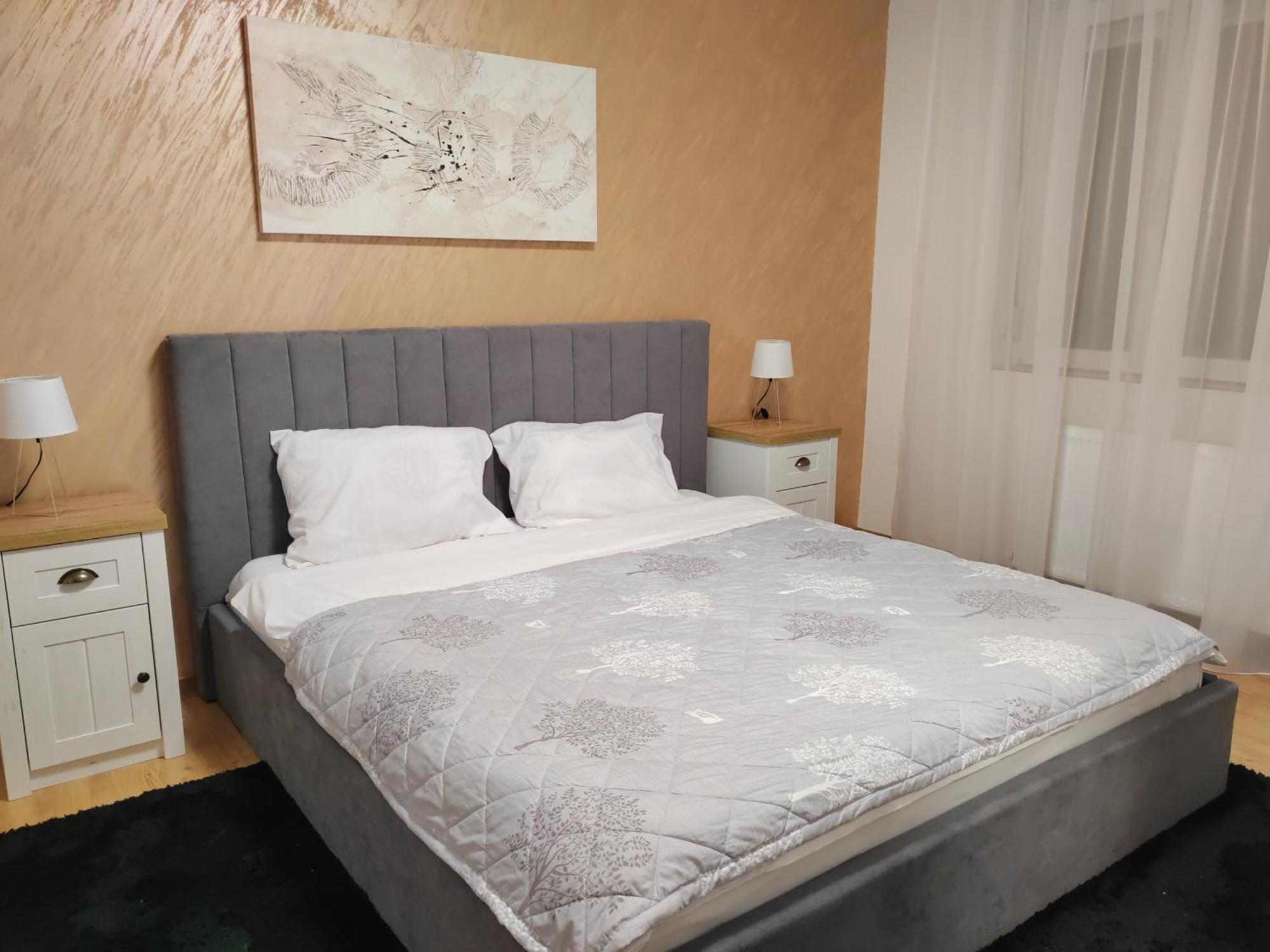 Apartament Golden Royal Kragujevac Zewnętrze zdjęcie