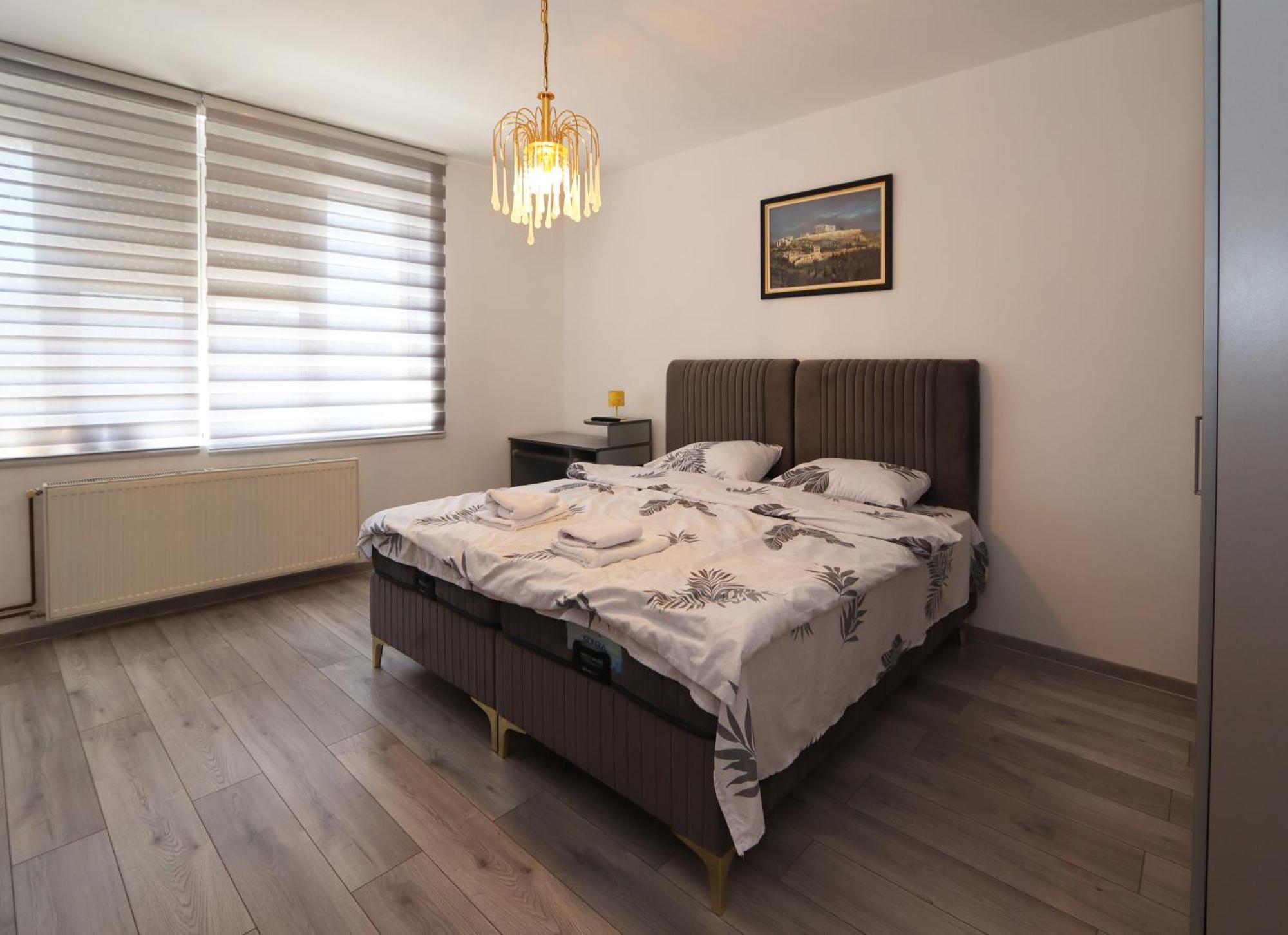 Apartament Golden Royal Kragujevac Zewnętrze zdjęcie